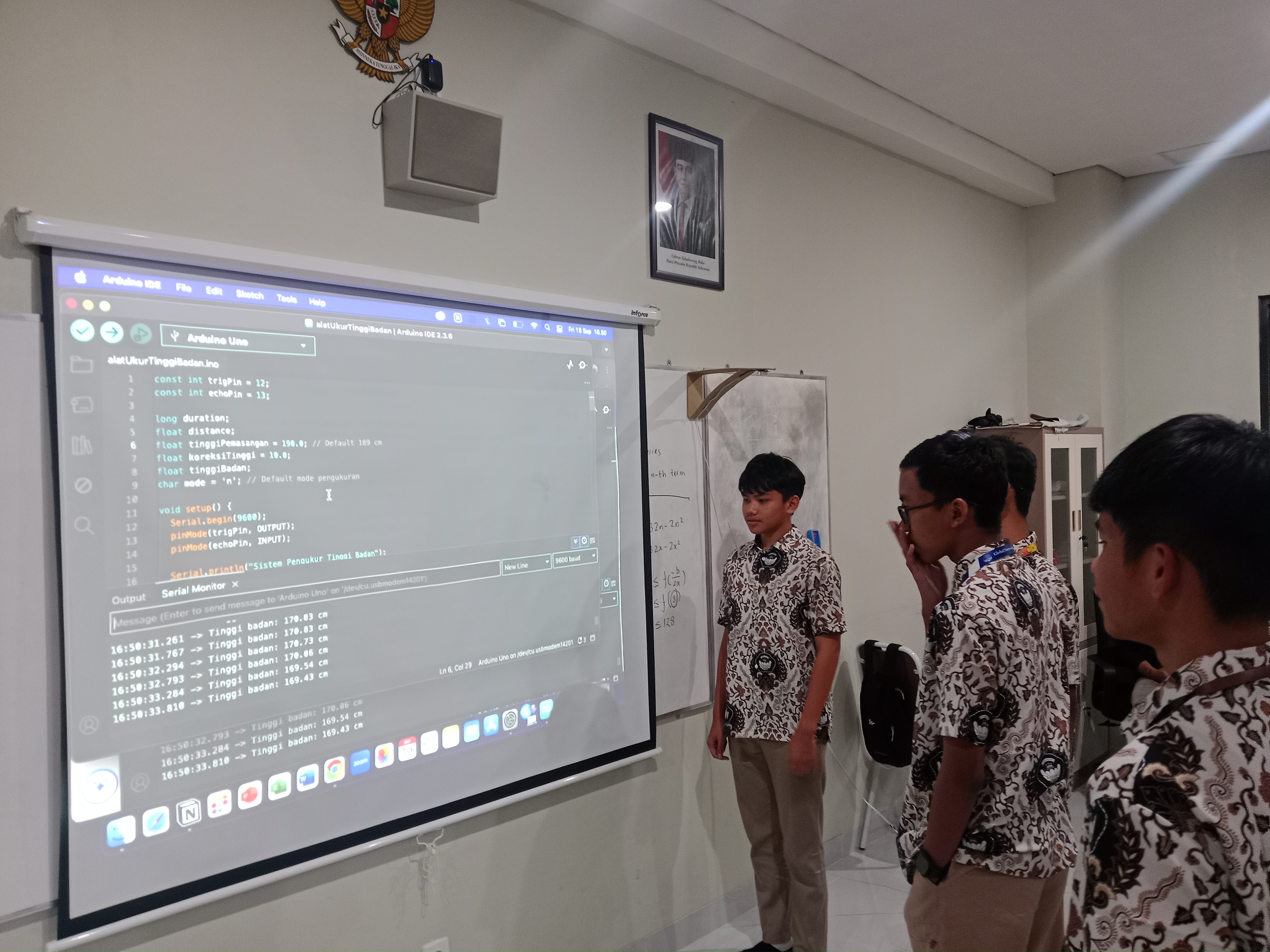 GSE Class Gallery 2 - Persegi Atas Kiri